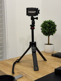 Joby GripTight Pro TelePod Selfie Stick Tripod - JB01534-BWW