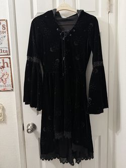Celestial Coven Hooded Velvet Dress size medium