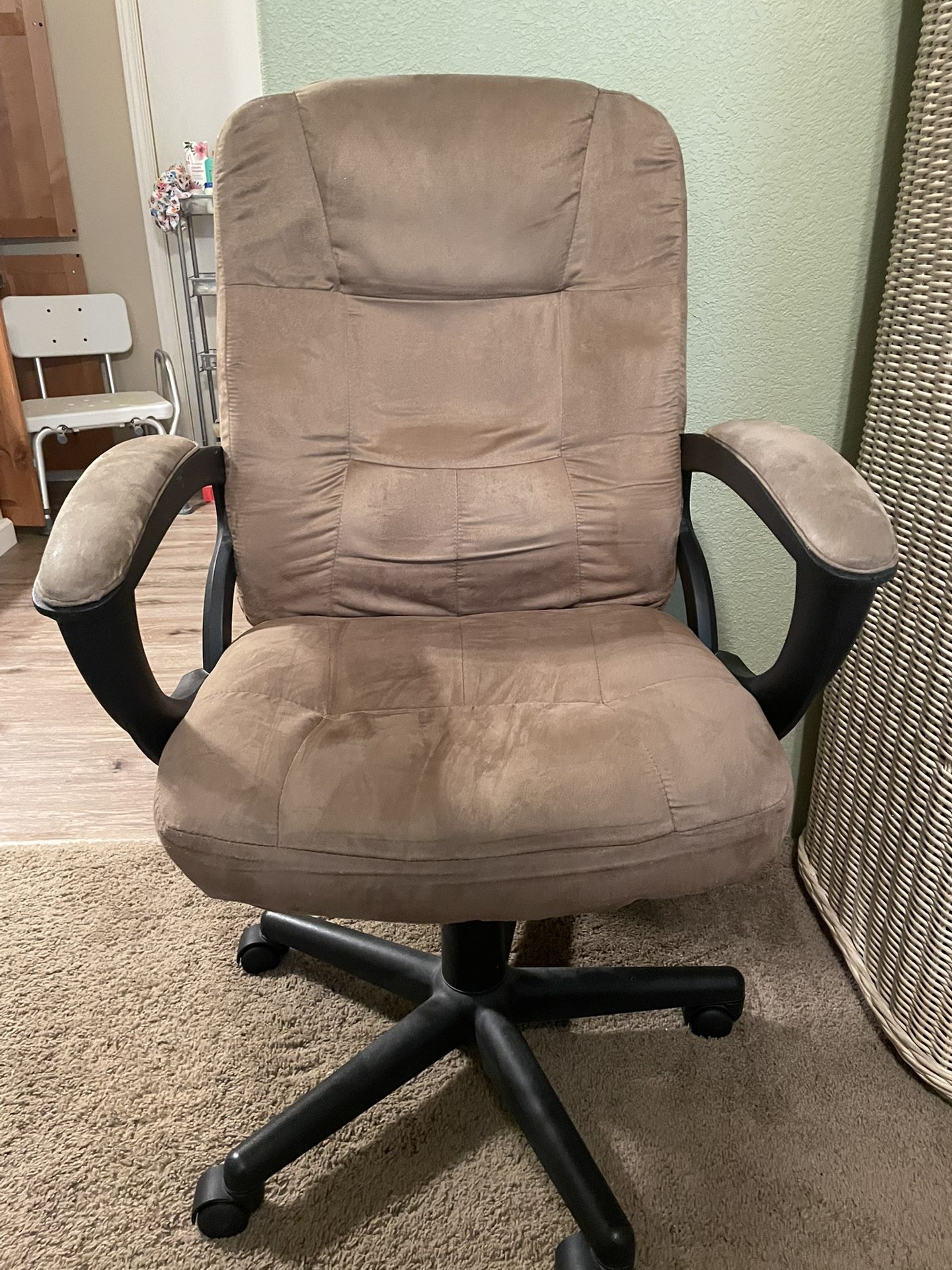 Rolling Office Chair