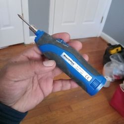 Starktex Soldering Iron 6W 4.5V, Soldering Iron DC Battery Operated