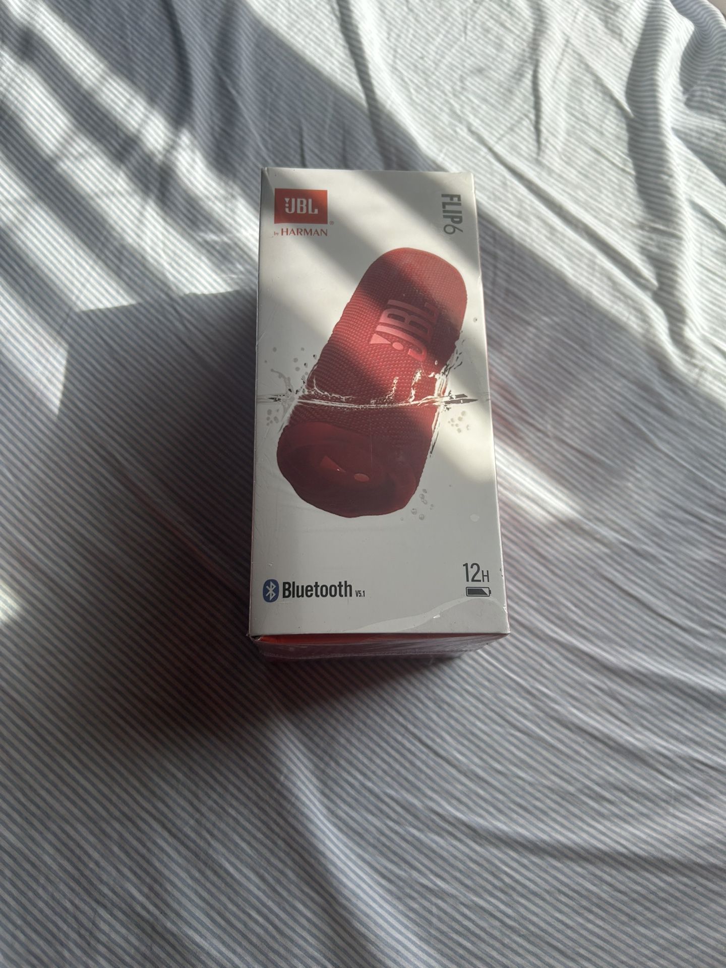 Brand New Jbl Flip 6 Red 45$