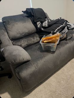 Oversized recliner