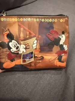 Small Mickey & Minnie makeup bag