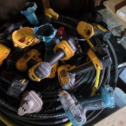 DeWalt Makita Drills Impact Drivers Batteries