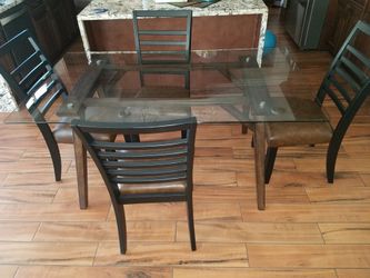 2 week old dining table