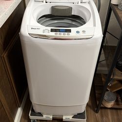 Apartment washer