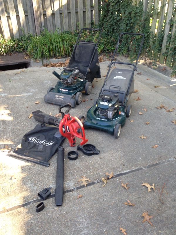 CRAFTSMAN Yard Vacuum + Rotary Lawn Mower + Blower - Bundle offer