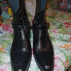 $55 Used Like New Mens Size 13 Cow Boy Boots