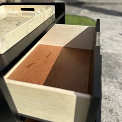 TWO DRAWERS CHANGING TABLE 
