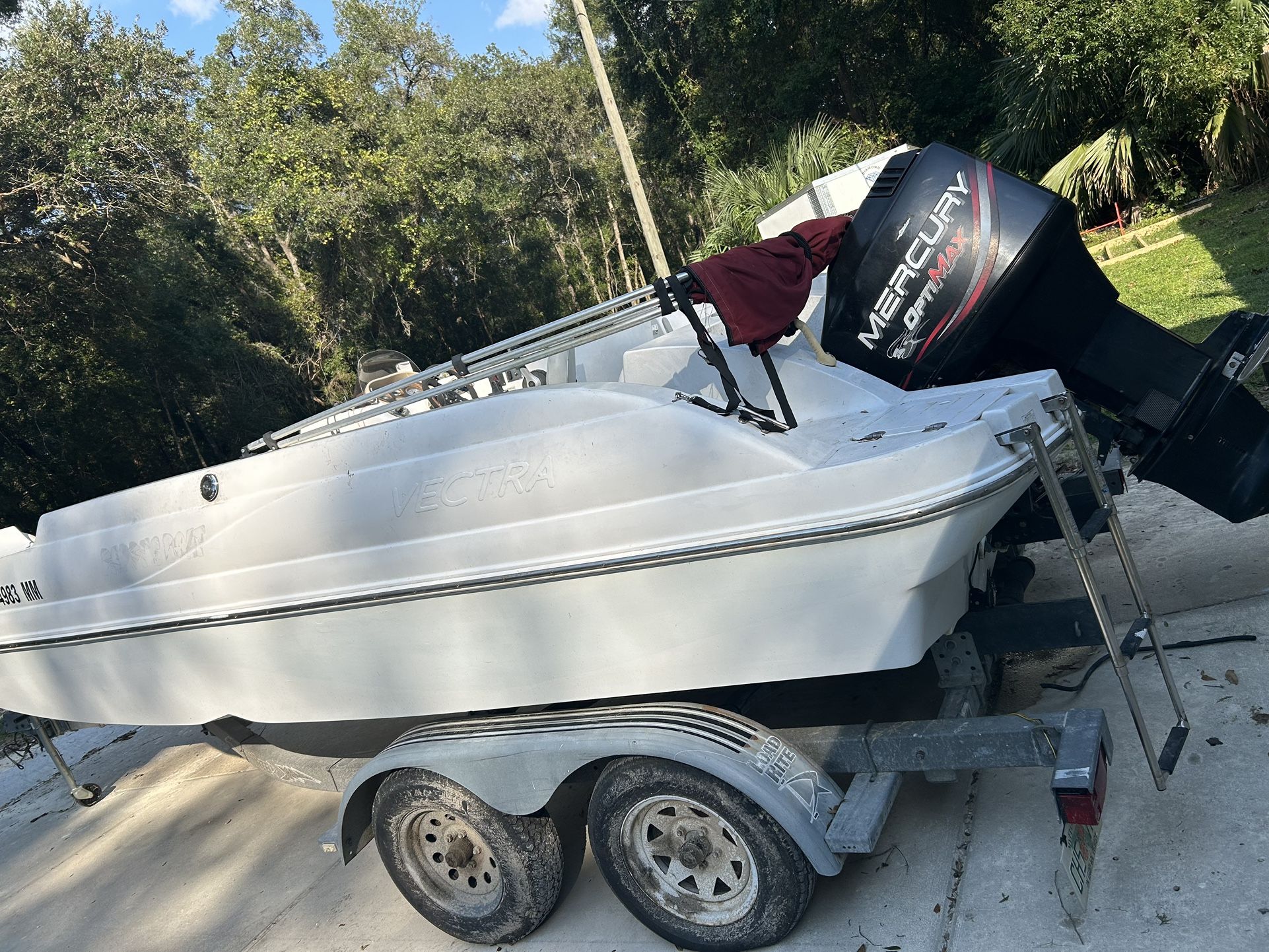 20 Ft Deck Boat 5k