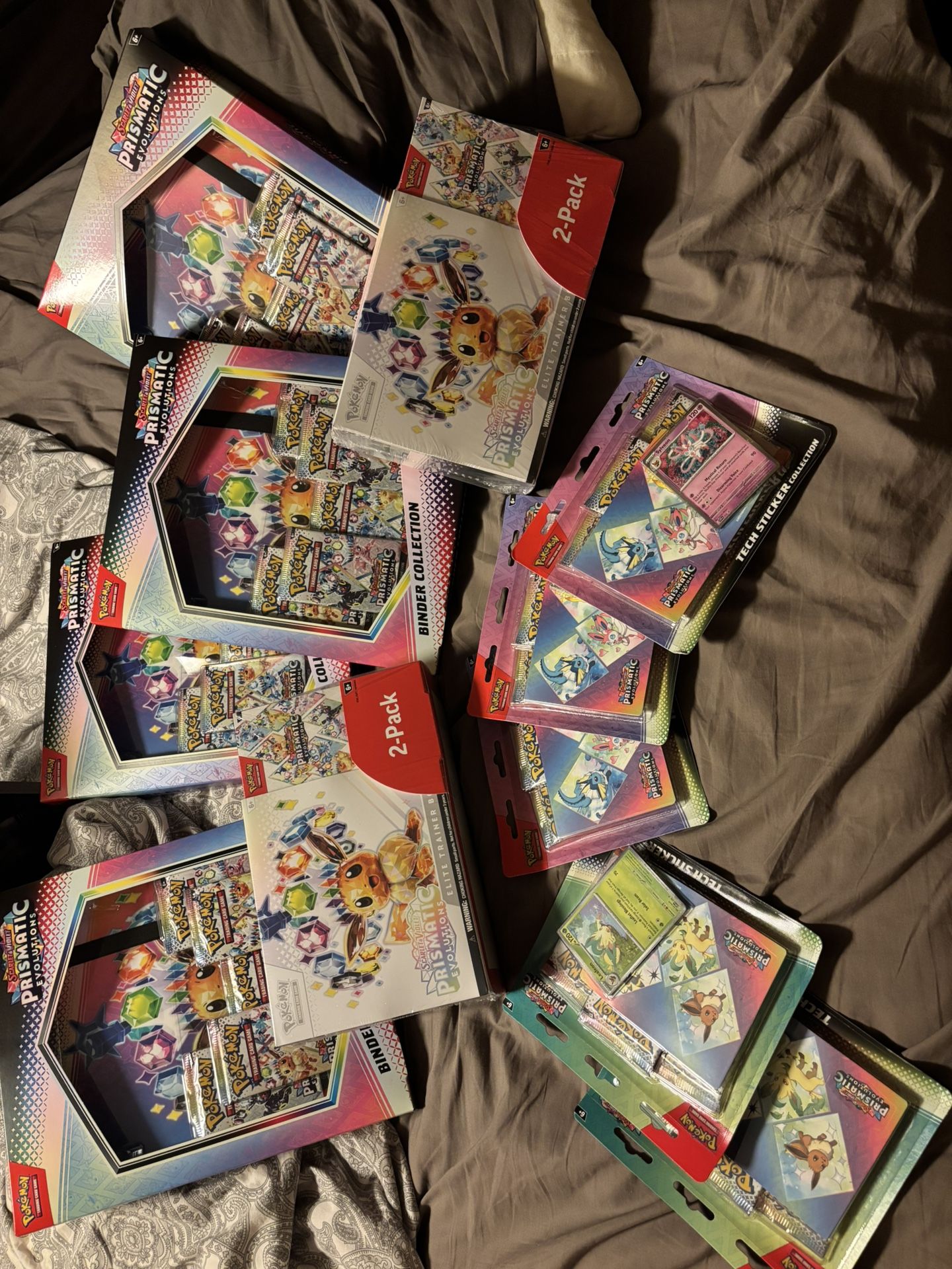 Pokemon Prismatic Evolutions