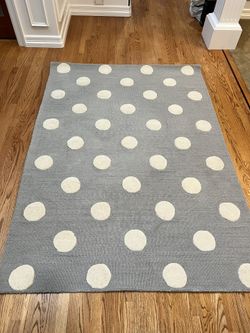 Safavieh kids room rug Polka Dot