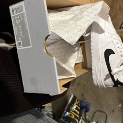 White and Black Air Force 1
