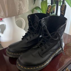 Dr. Martens Black Leather Boots Size 6 Women