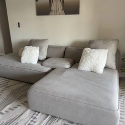 Living Spaces Sofa ( Delivery Available ) 