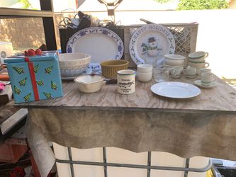 Plates/cups