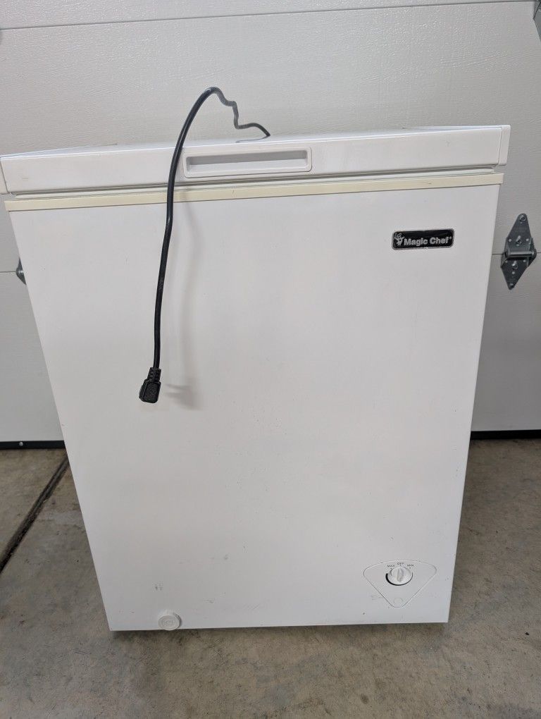 Magic Chef Freezer