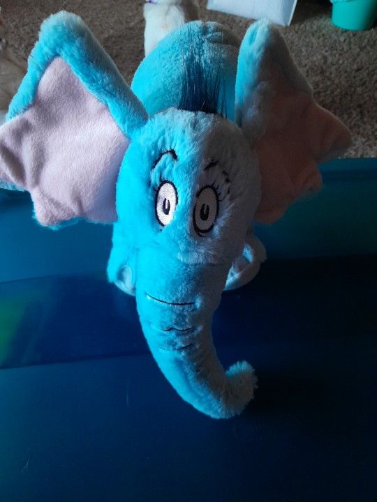 Kohls Cares HORTON HEARS A WHO Blue Elephant Dr Seuss Plush Stuffed Toy
