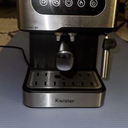 Kwixter Expresso Machine With Frother 