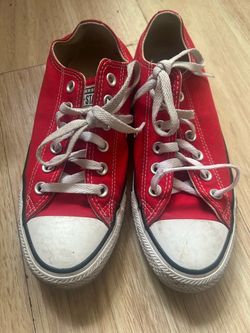 Red Converse $15 Women’s 7.5