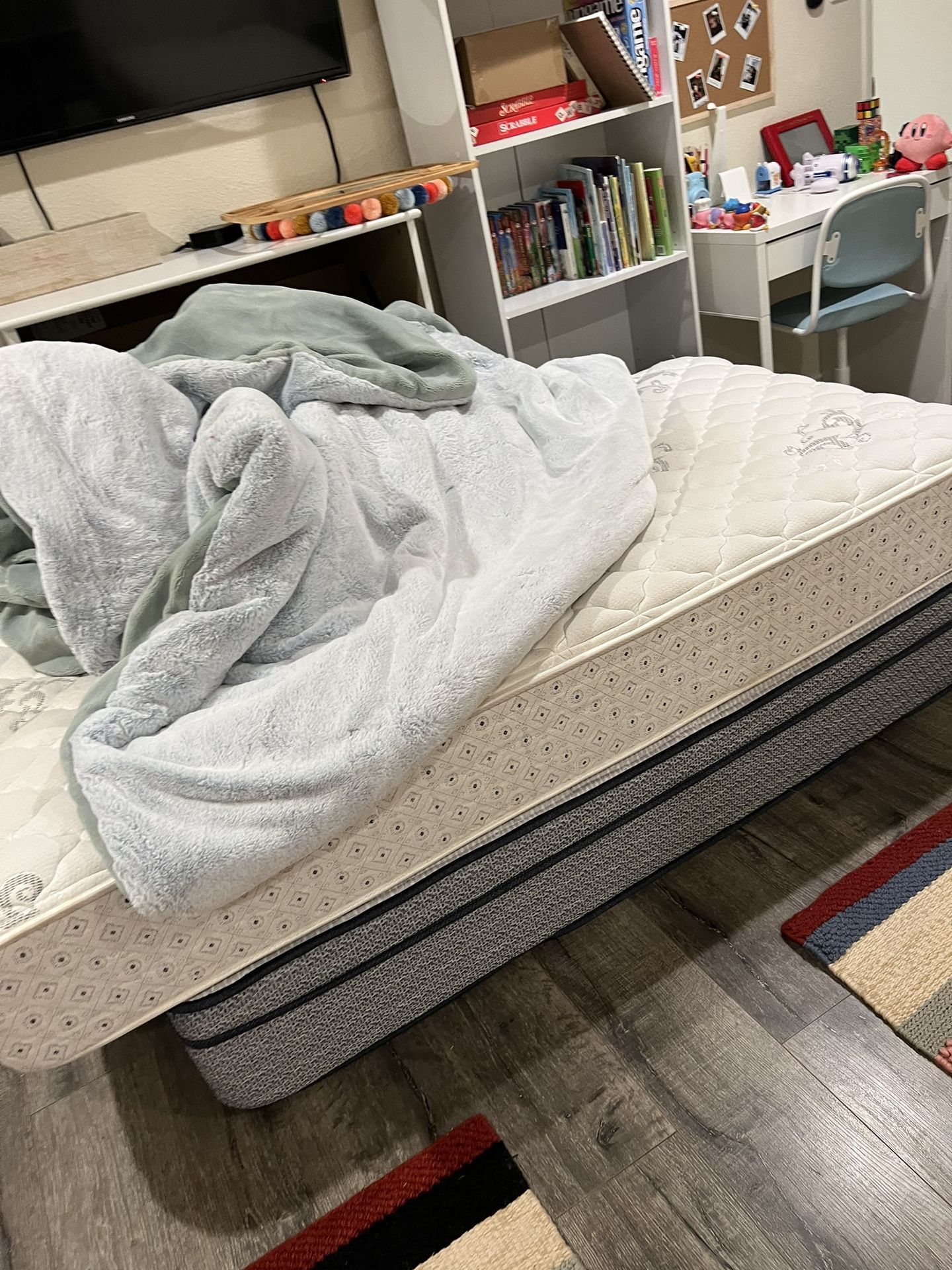 2 FREE Twin Mattresses for Sale in Pasadena, CA OfferUp