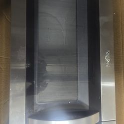 Whirlpool Microwave, great condition