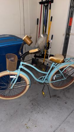 Huffy beach cruiser