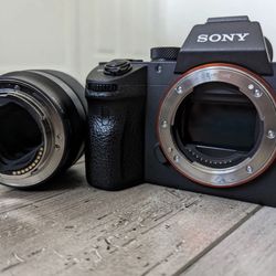 Sony Alpha A7III 24.2MP Camera with FE 28-70 mm lens PLUS 85mm F1.8 lens
