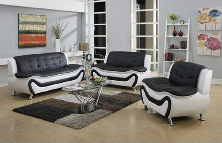 Black And White 3 Piece  Leather Set Of Sofa, Loveseat And Chair New In Packaging 