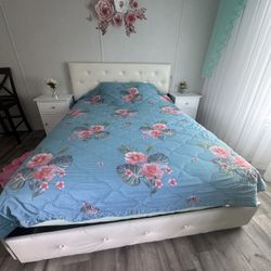 Queen White Leather Bed With Storage