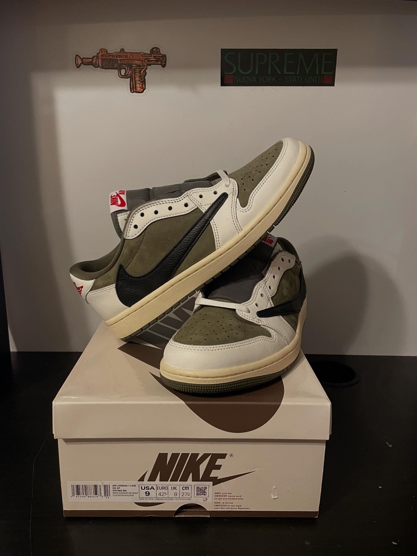 Jordan 1 Travis Scott Reverse Olive