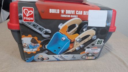 Hape Junior Inventor Build 'N' Drive Car Set Kids Tool Set w/ Carry Case