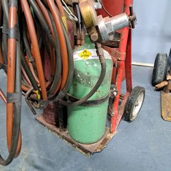 Small Welding Set Up With 2 Tank