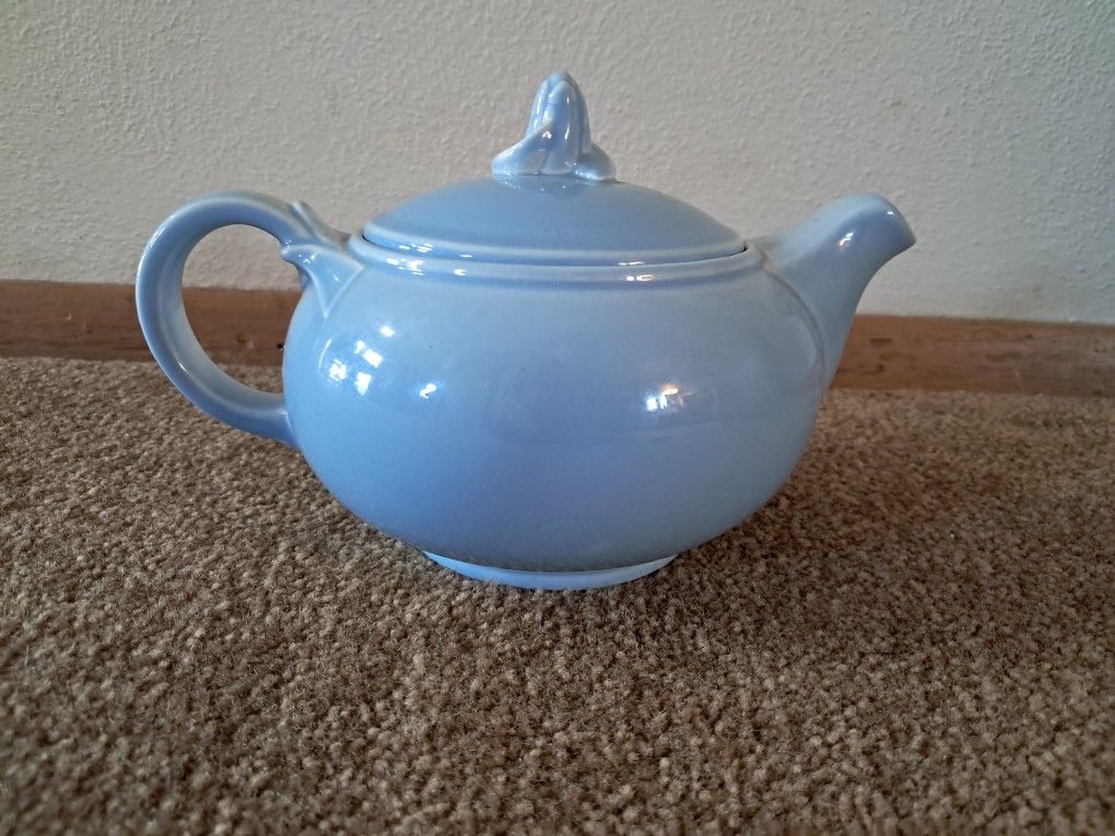 Vintage LuRay Pastel Teapot 