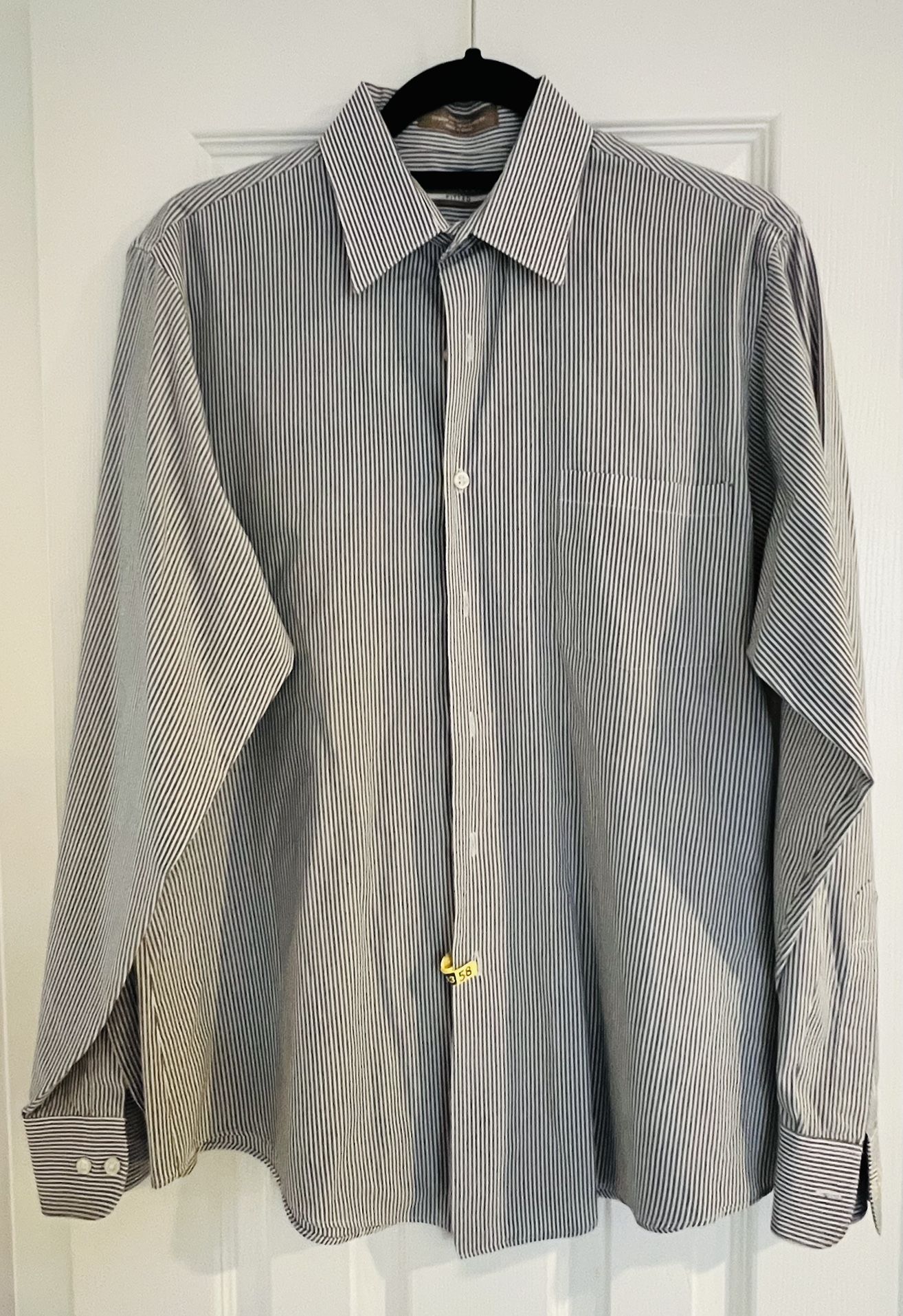 Van Heusen Fitted Shirt Mens L Gray White Striped Long Sleeve 15-15 1/2 M 34/35