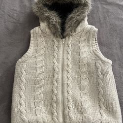 Women’s Hooded Sweater Vest 