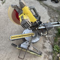 Ryobi Sliding Miter Saw With Angle Selector 