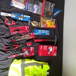 Full construction tool set with utility belt/hard hat
