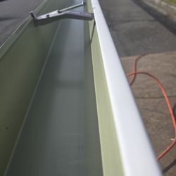 Rain Gutter 