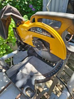 HPC 8 1/4"Compound Mitre Saw