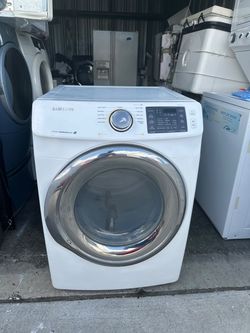 Samsung Front load dryer with stream