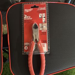 Milwaukee diagonal cutting pliers 7”