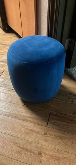Small ottoman