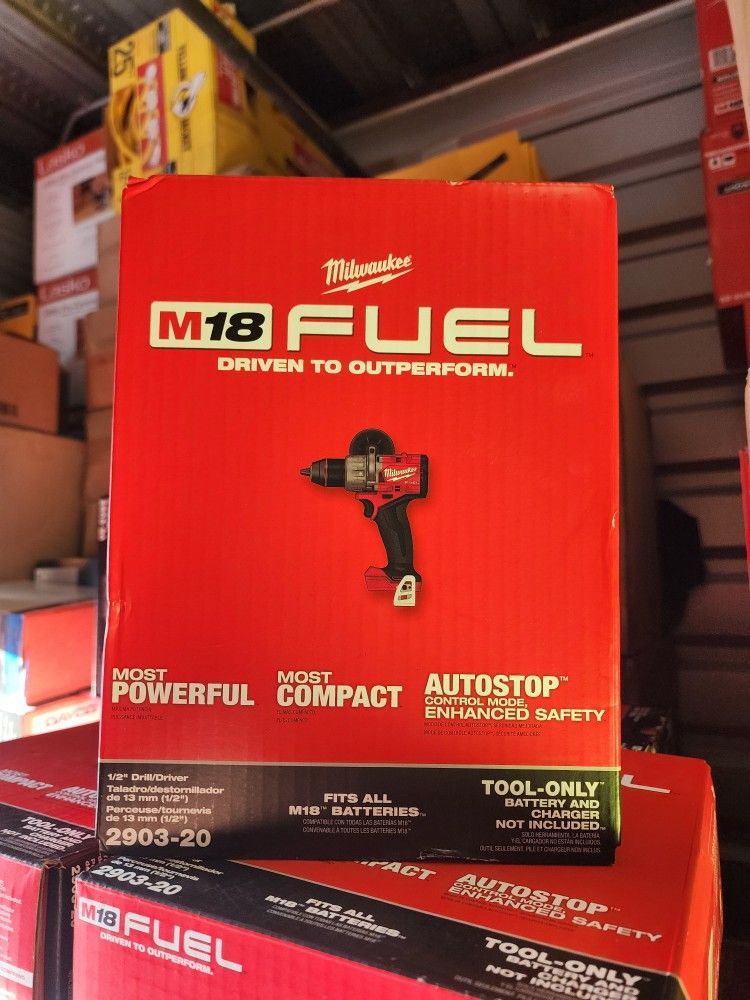 Milwaukee M18 FUEL Brushless 1/2 in. Drill/Driver 2903-20 (Tool-Only)