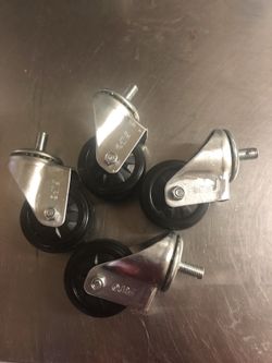 Set of casters