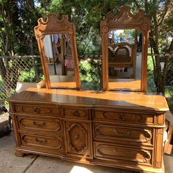 Thomasville MCM French Provincial dresser and two mirrors