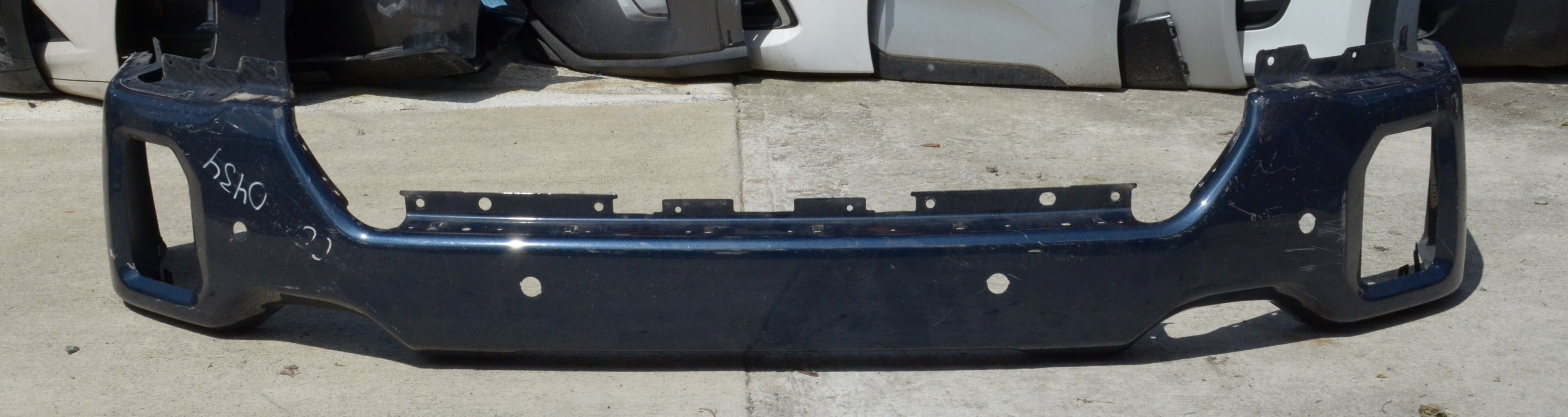 USED REF#M113 || 2020-2023 GMC SIERRA 2500 / 3500HD DENALI || FRONT METAL BUMPER