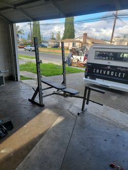 Olympic Weight Bench With Olympic Bar
