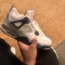 Jordan 4 White Cement
