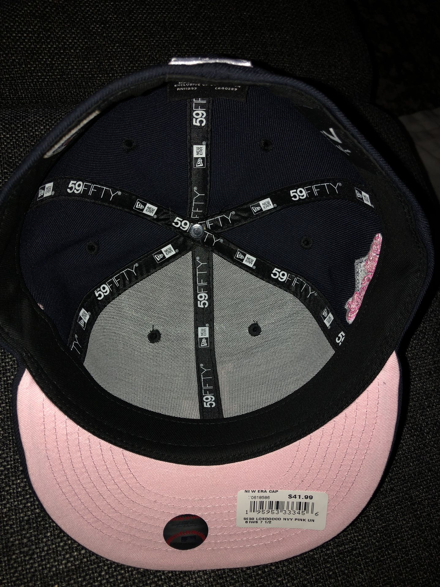 7 1/2 Brown Yankees fitted hat w/ pink brim for Sale in Roseville, CA -  OfferUp